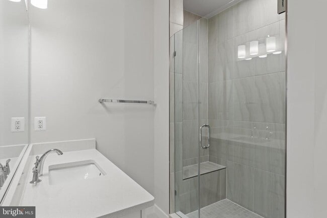 Building Photo - 2152 Glacier Rd