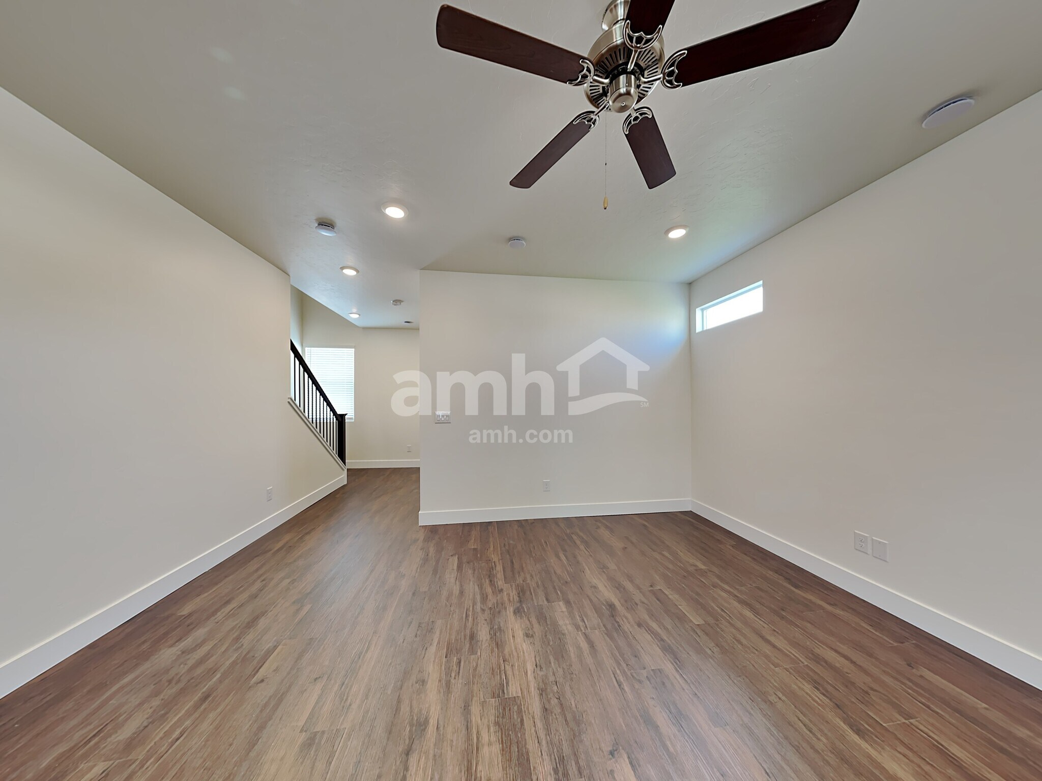 Building Photo - 9444 Wabash St