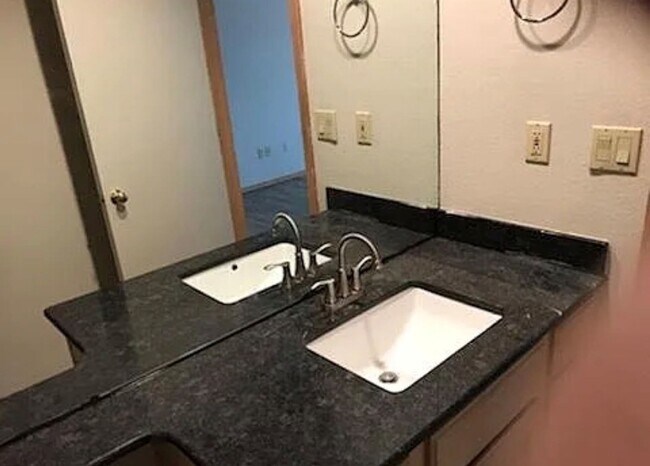 Building Photo - Nice 3 bedroom home in Fayetteville!