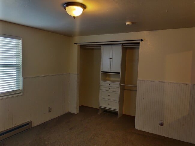 Building Photo - 1601 Canyon Rd