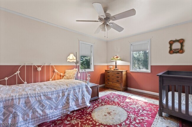 Building Photo - 31 Oliver Pl