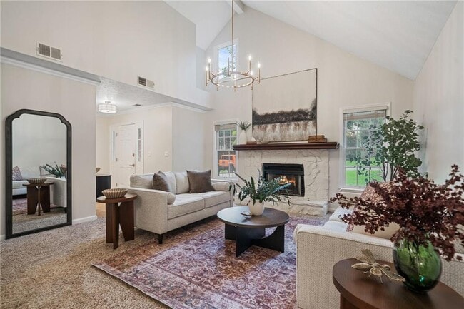Building Photo - 10965 Pinehigh Dr