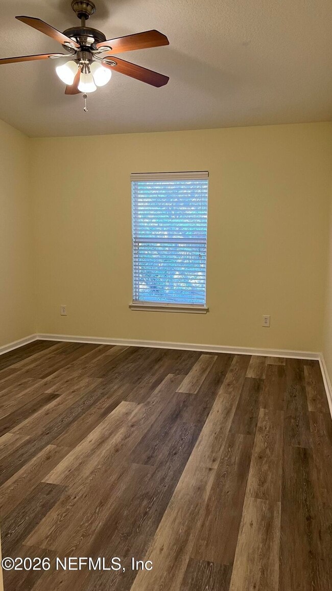 Building Photo - 7053 Snowy Canyon Dr