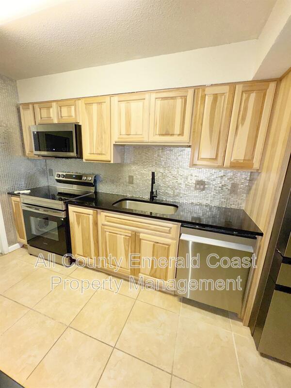 Building Photo - 114 Opp Blvd NE