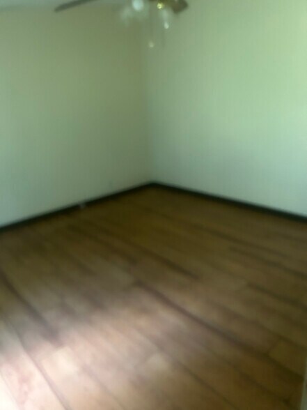 Building Photo - 5697 N Highland Park Dr