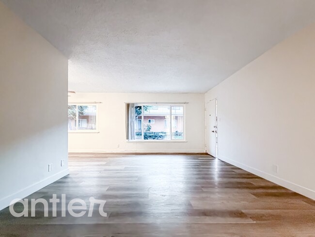 Building Photo - 4510 Pinafore St