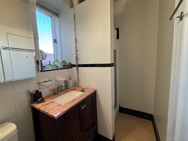 Building Photo - 271 Greenwich Ave