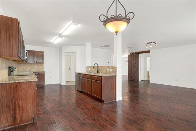 Primary Photo - 10876 Rankin Dr