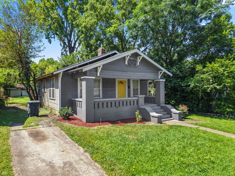 Primary Photo - 3915 41st Ave N