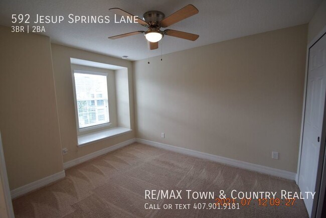 Building Photo - 592 Jesup Springs Ln