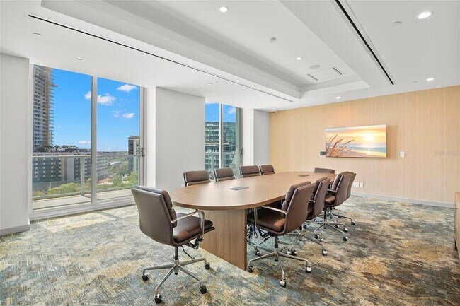 Building Photo - 400 Central Ave