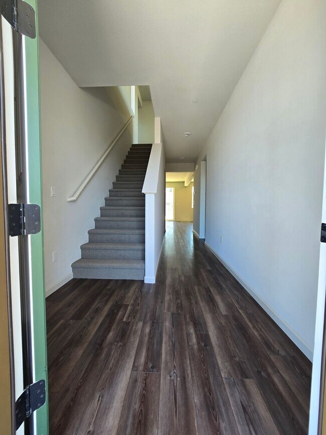 Building Photo - 4140 Markovich Ct