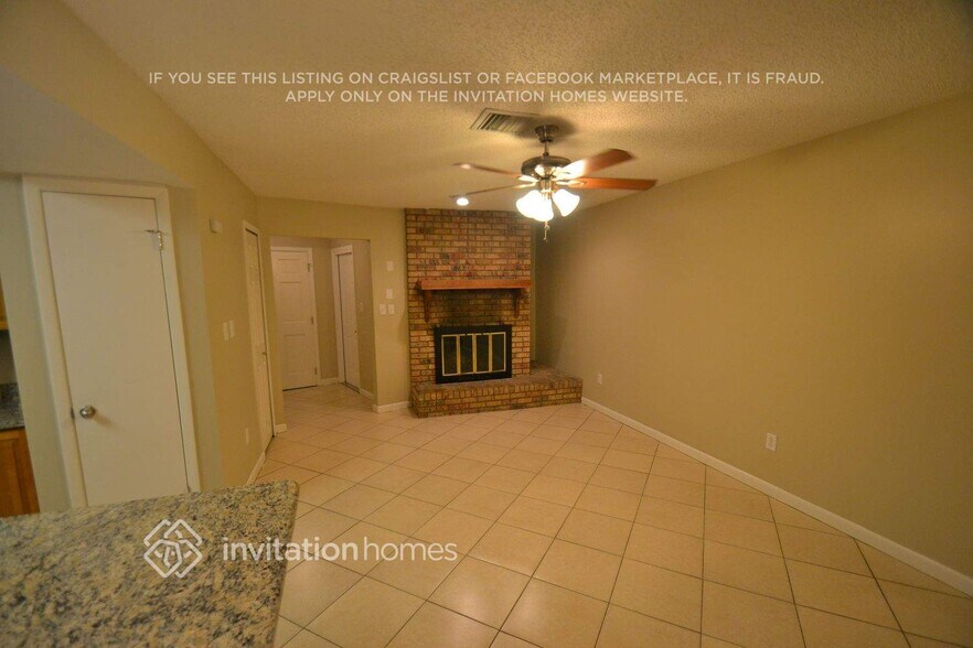 Building Photo - 904 Tarawood Ln