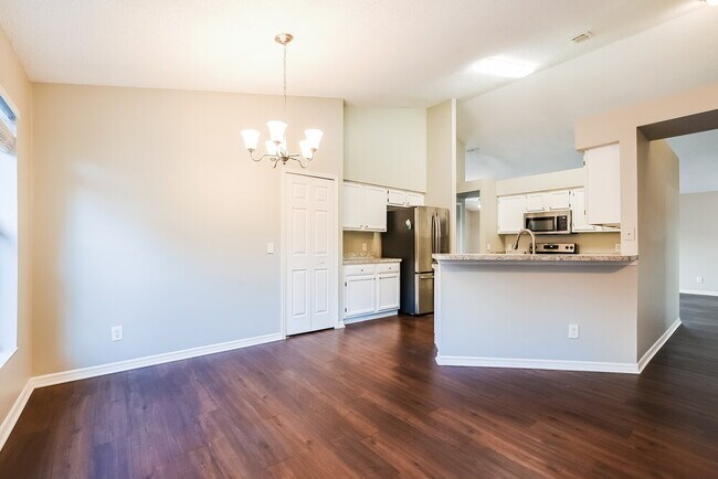 Building Photo - 15 S Cervidae Dr