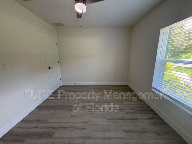 Building Photo - 11165 NW 7th St