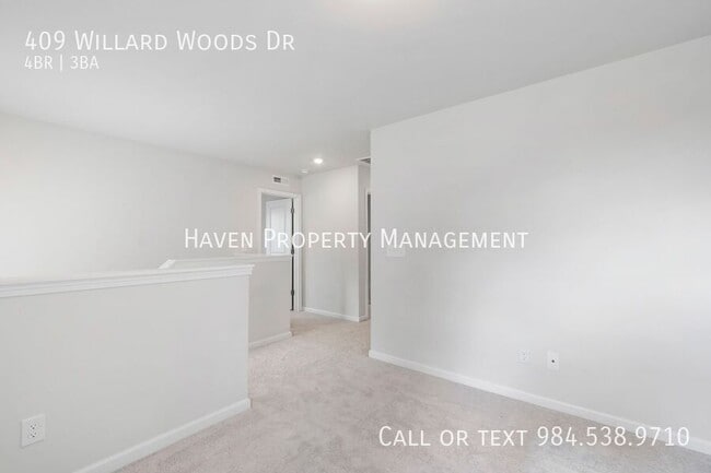 Building Photo - 409 Willard Wds Dr