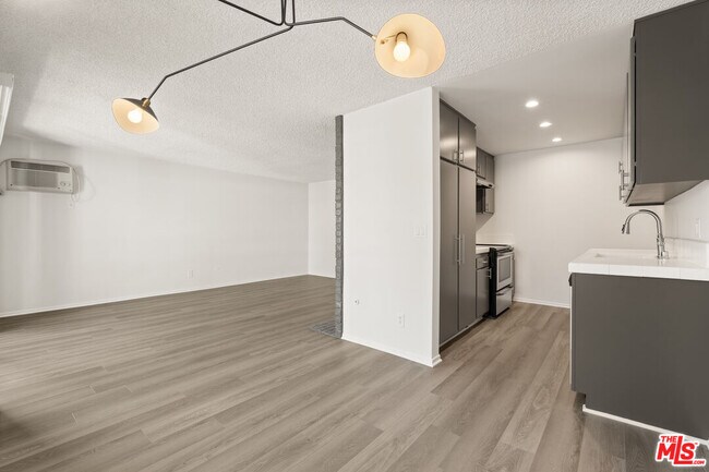 Building Photo - 1457 Butler Ave