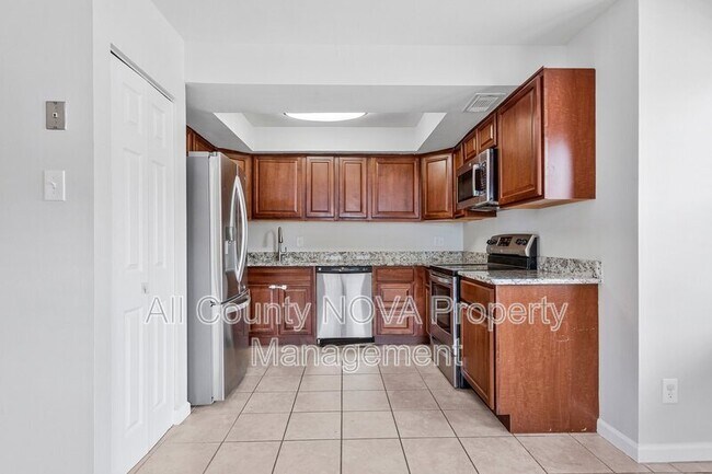 Building Photo - 9995 Campus Way S