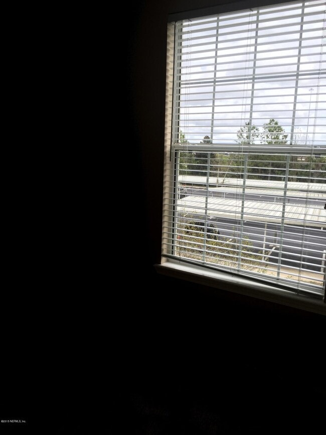 Building Photo - 7801 Point Meadows Dr