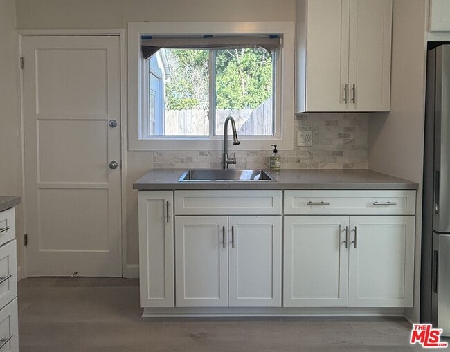 Building Photo - 5510 Beck Ave