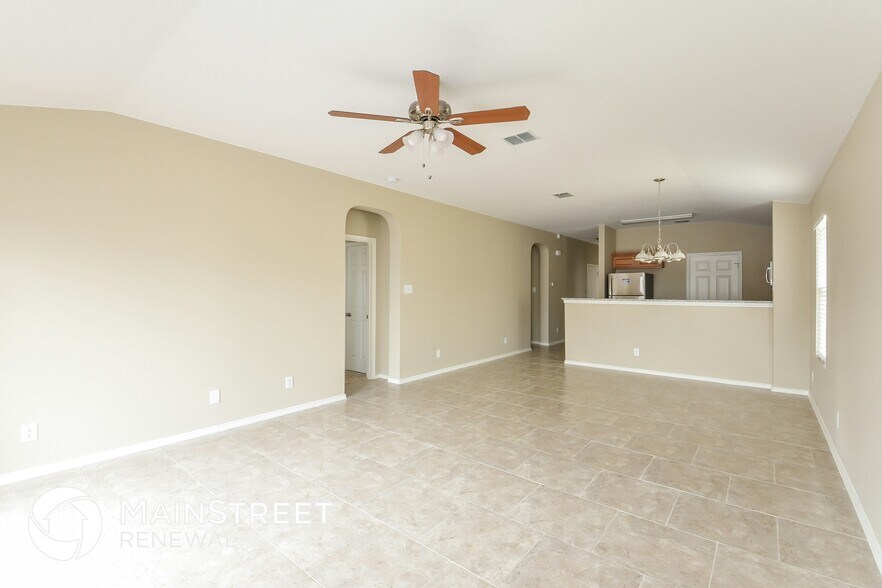 Building Photo - 6826 Loma Secca