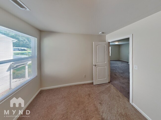 Building Photo - 9807 Old Dowd Rd
