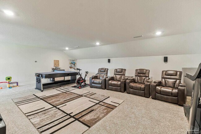 Building Photo - 6076 Cherry Hill Cir