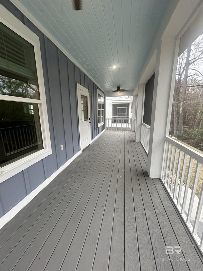 Building Photo - 5122 Pine Rd