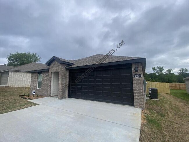 Building Photo - 103 E Fredonia Ct