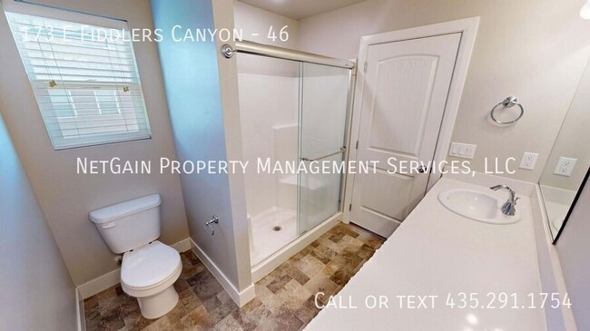 Building Photo - 173 E Fiddlers Canyon Rd