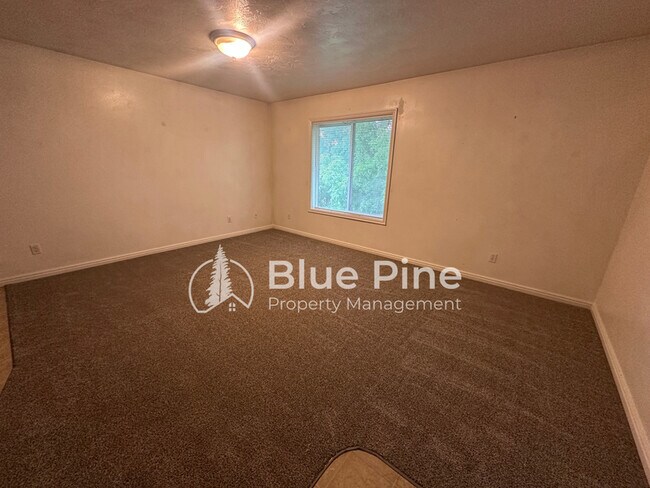 Building Photo - 3156 Chasewood Dr