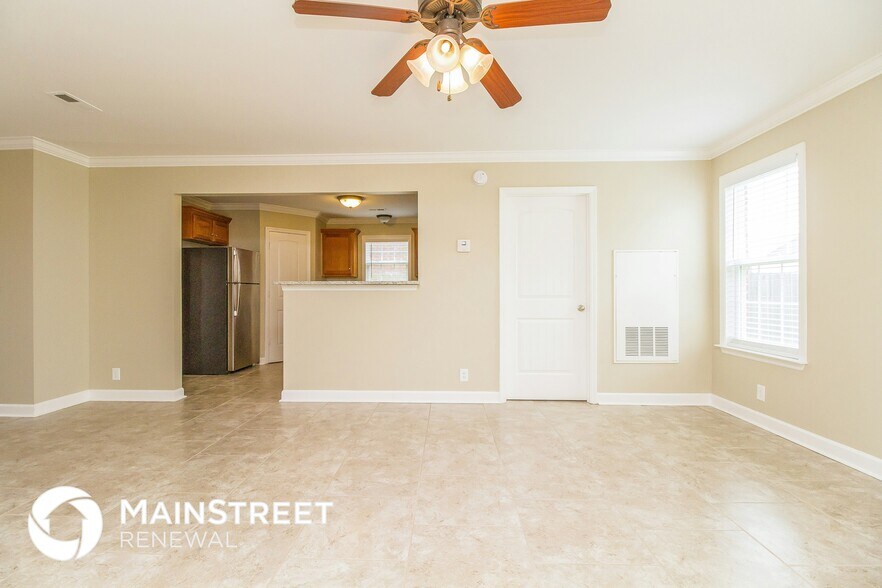 Building Photo - 1513 Sunray Dr
