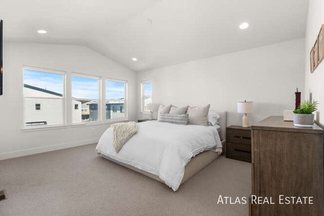 Building Photo - 7856 W 43rd Pl