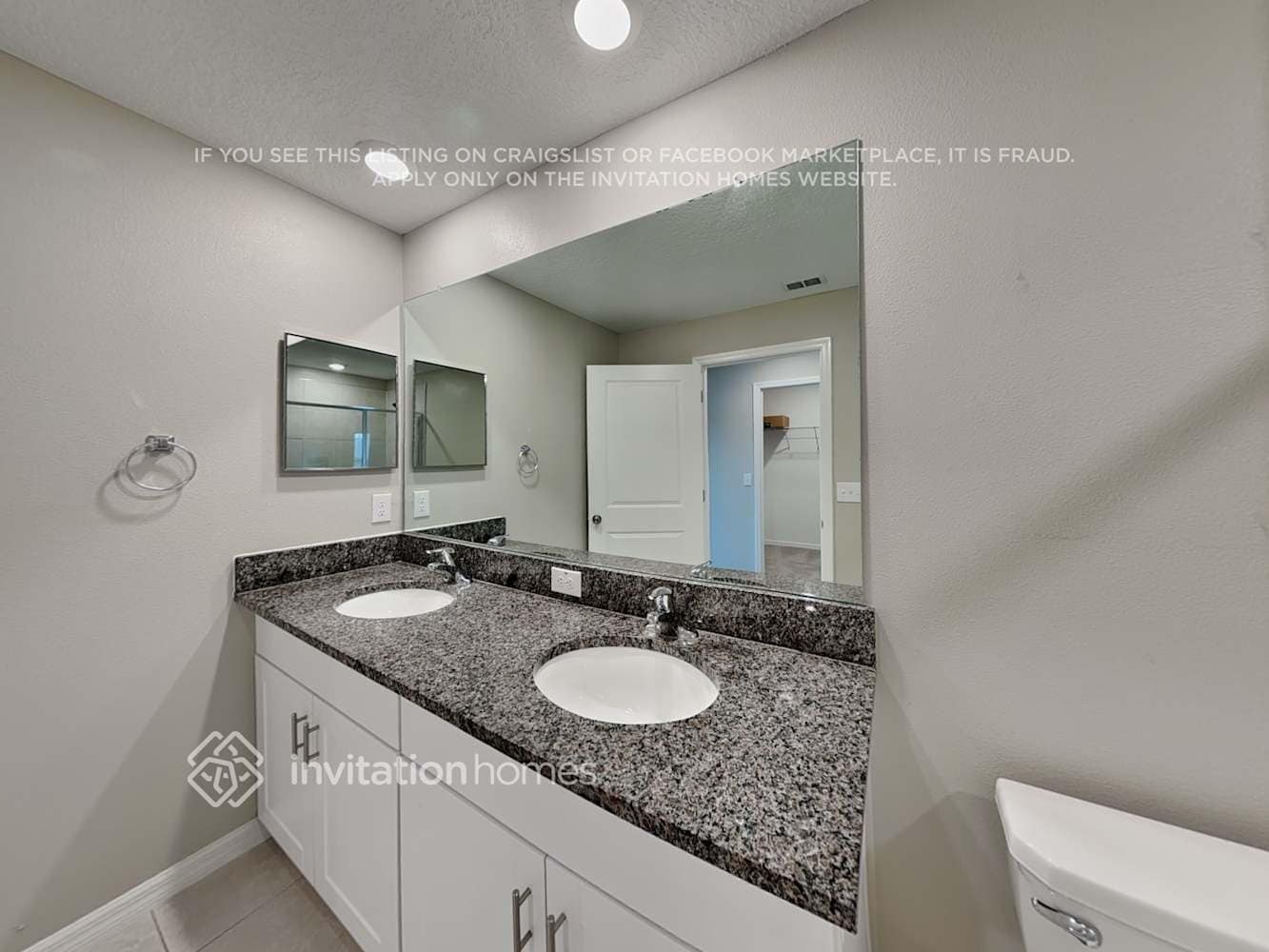 Building Photo - 5172 Forum Blvd