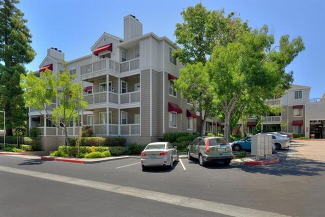 Primary Photo - 2-Bedroom Condo in Prime Sunnyvale Locatio...