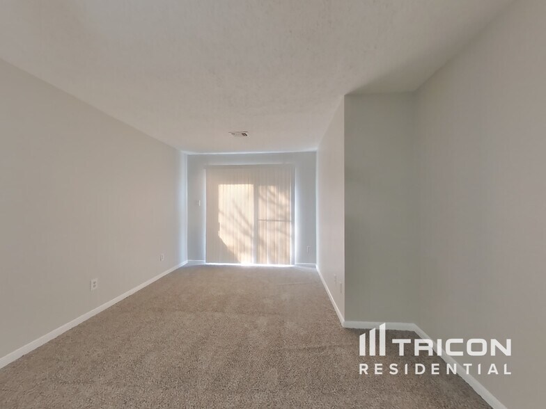 Building Photo - 6807 Enns Ln