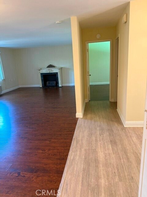 Building Photo - 2393 Via Mariposa W