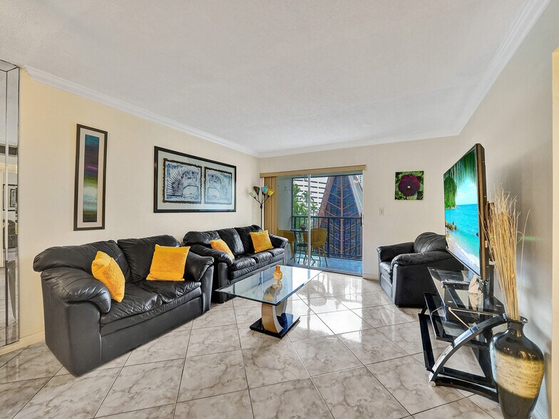Angled Living Room seating area - 201 178th Dr