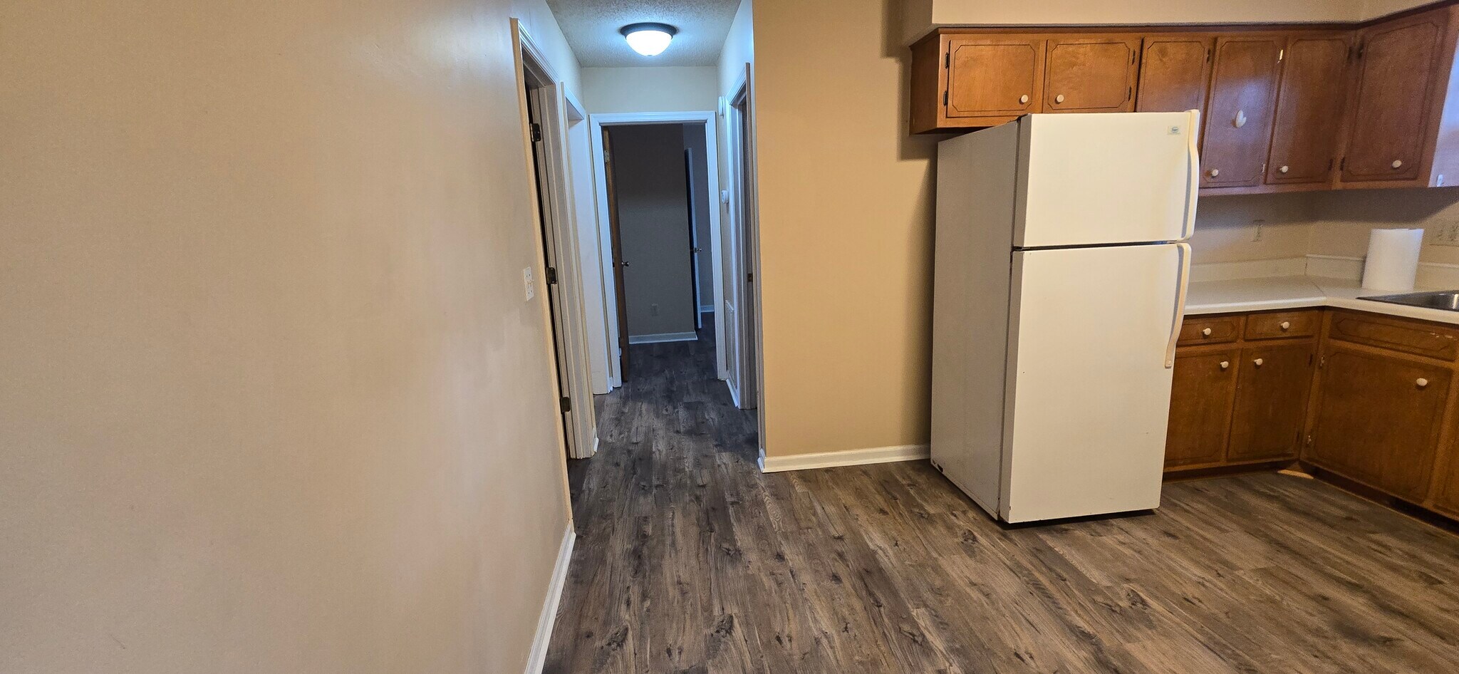 hallway from kitchen - 103 N Roosevelt St