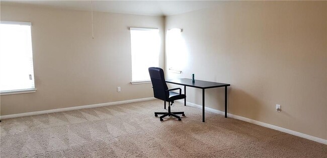 Building Photo - 16405 Pienza Dr