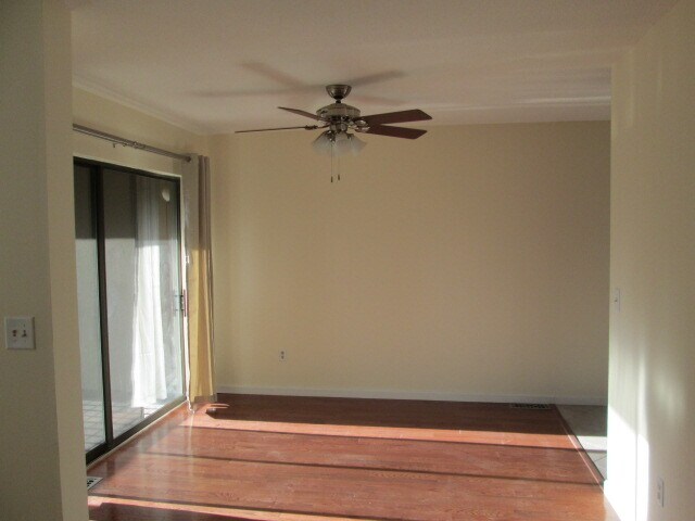 Building Photo - 721 Robert Frost Dr