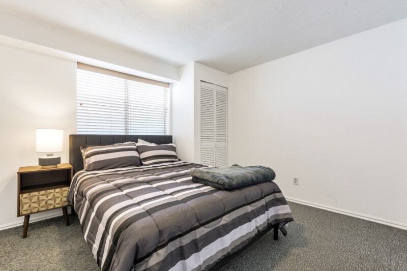 Building Photo - 6167 Eagle Nest Dr