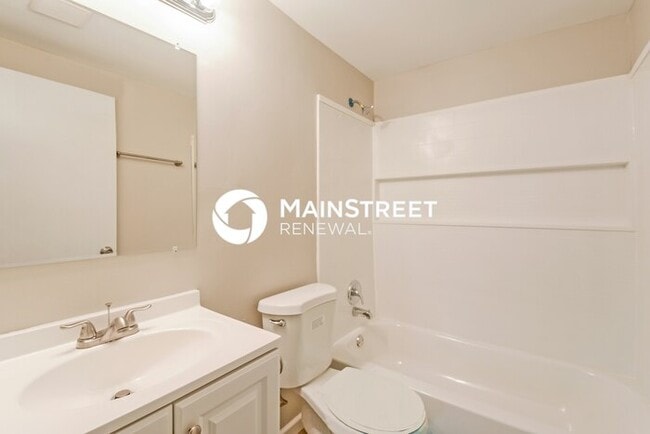 Building Photo - 4 Bedroom Pet-Friendly Home in Florissant,...