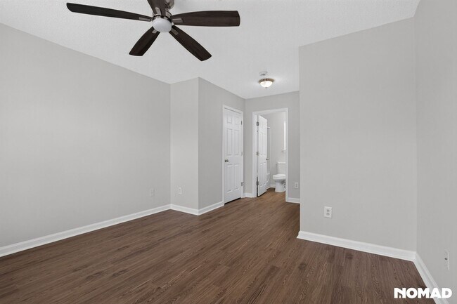 Building Photo - 805 Hopewell St