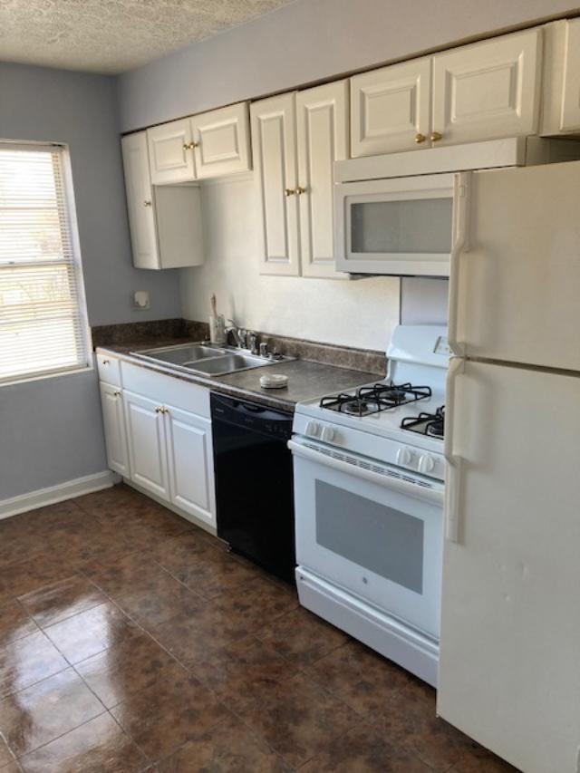 Kitchen View #1 - 323 Ridgedale Rd