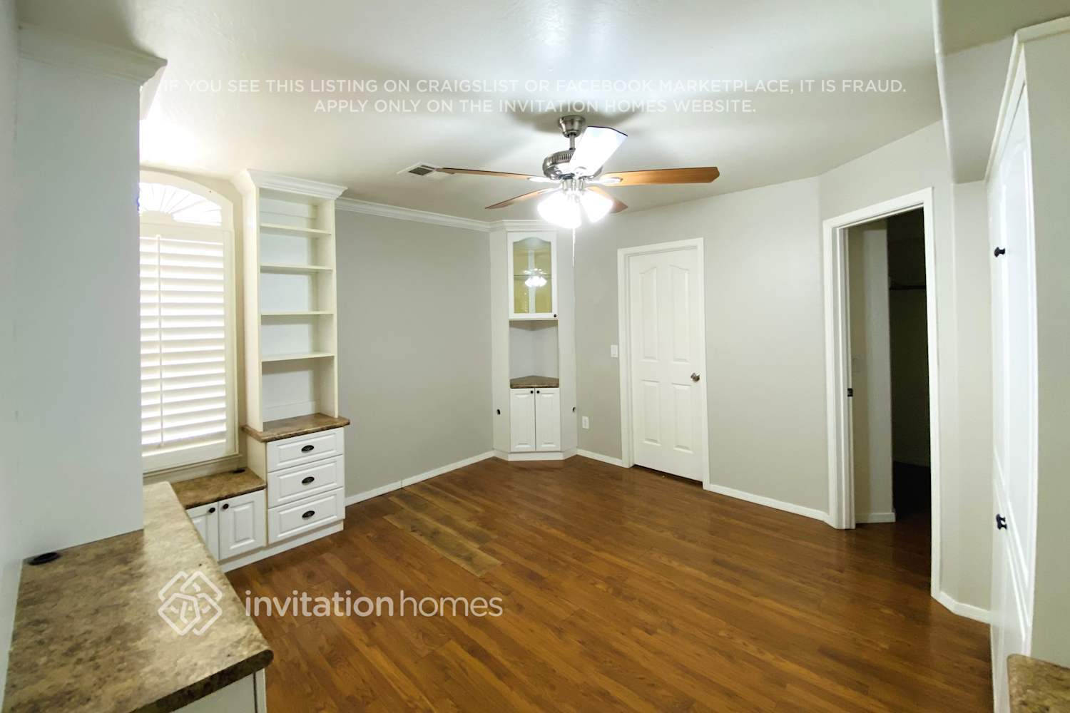 Building Photo - 1405 W Crystal Springs Dr