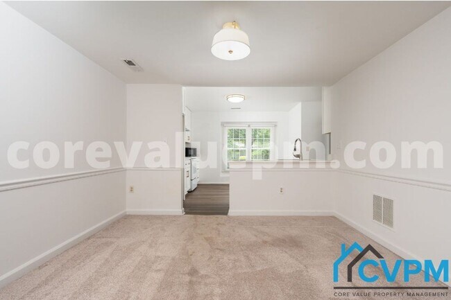 Building Photo - 1250 Stonewood Ct
