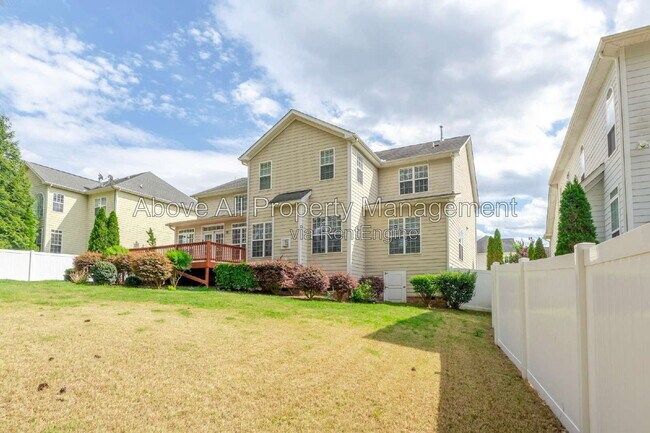 Building Photo - 2041 Jadewood Dr
