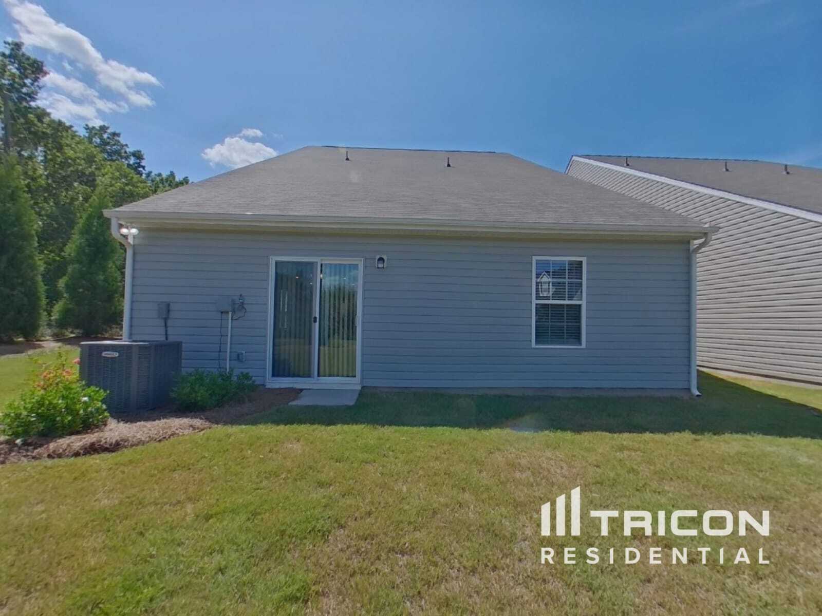 Building Photo - 2153 Trollinger Dr