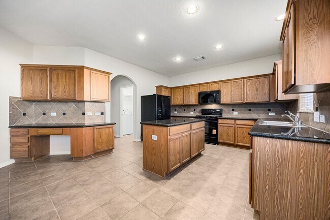 Building Photo - 25202 Florina Ranch Dr